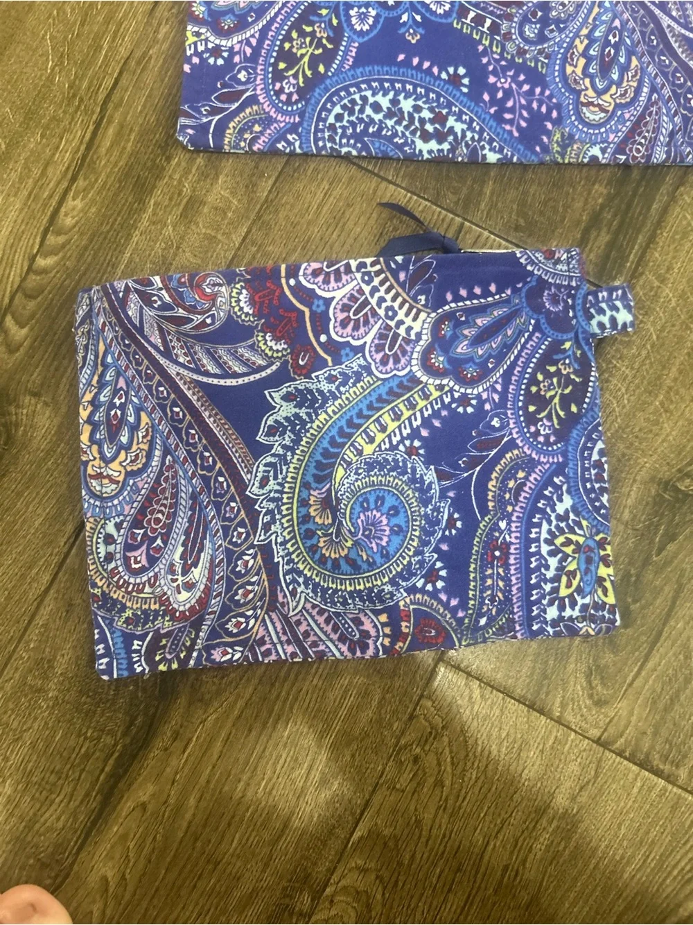 NWT Purple Paisley Zip Pouch Set - chicos Women Bagsi